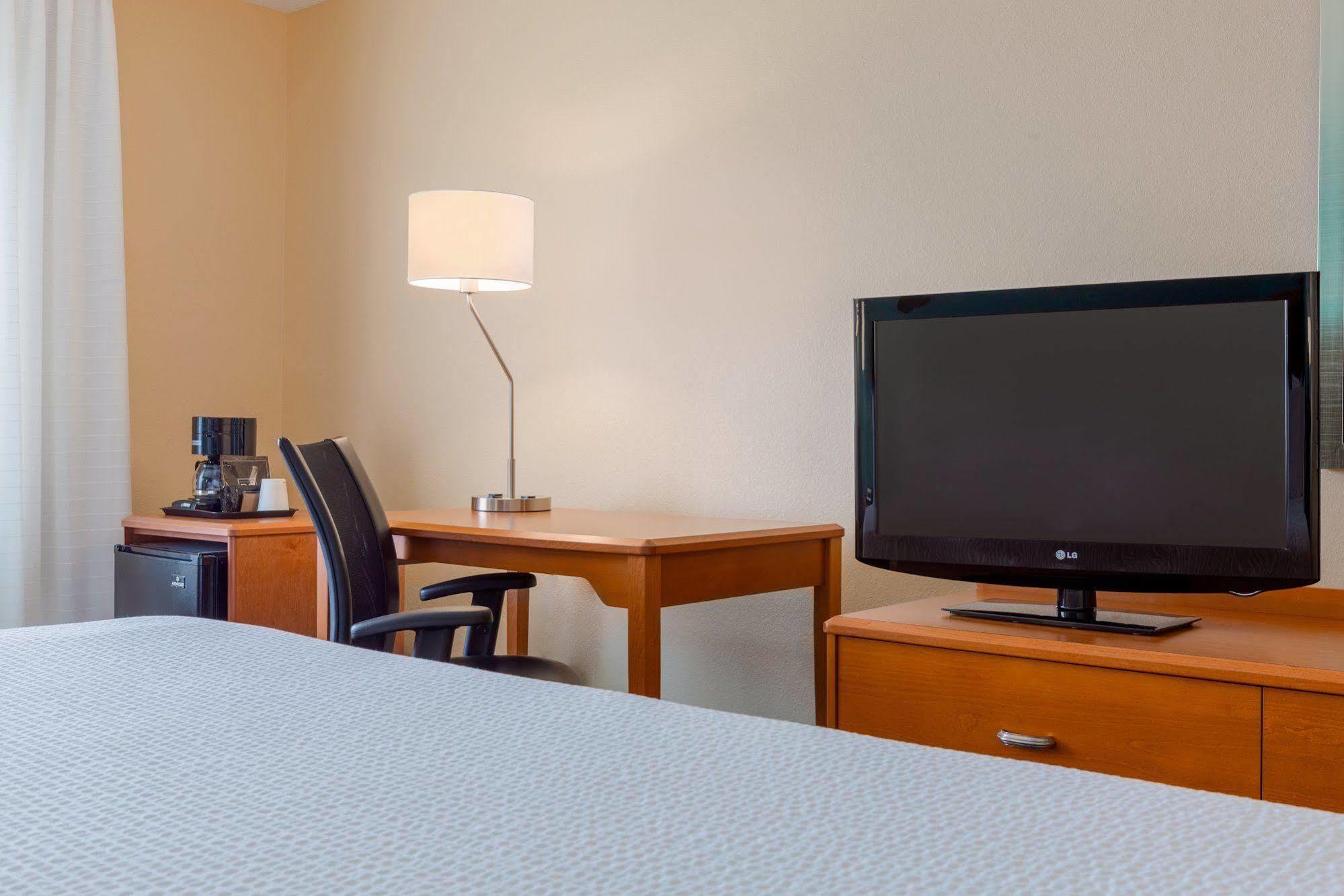 Comfort Inn & Suites Тексас Сити Екстериор снимка